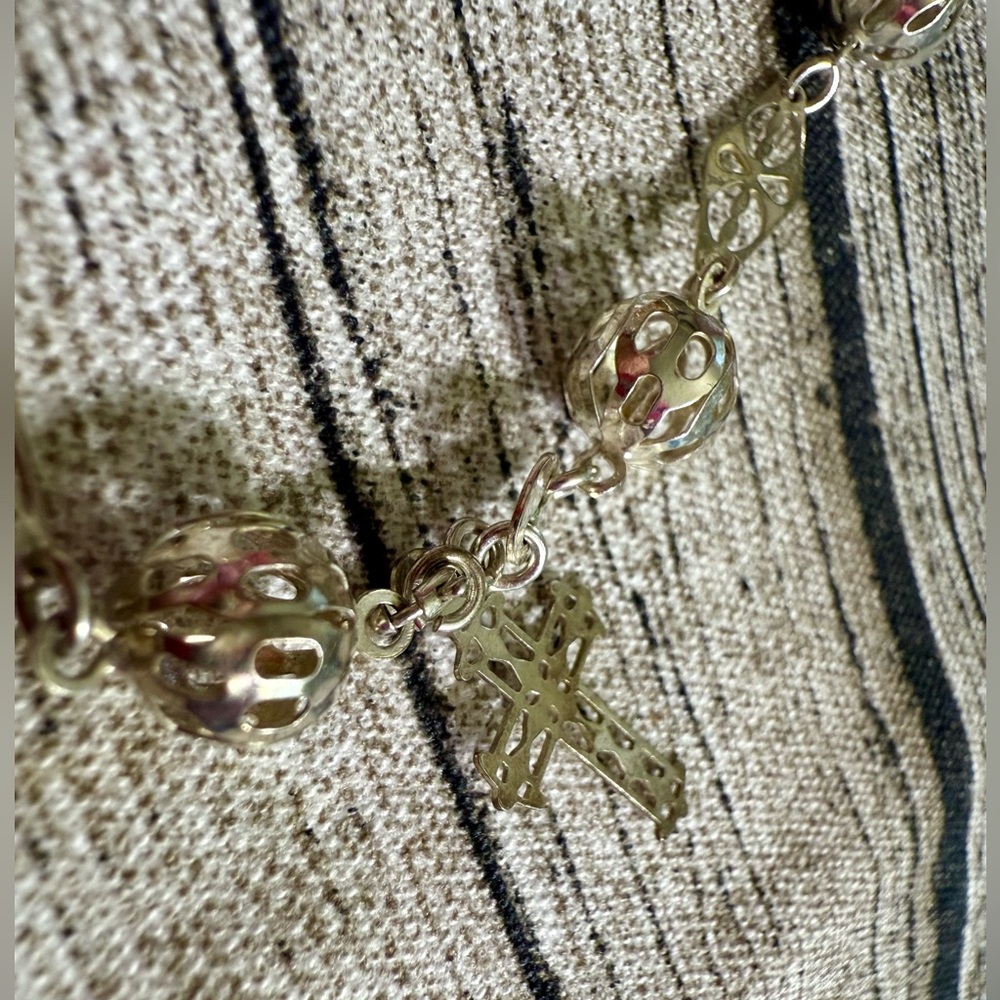 Rosary prayer bracelet with cross, string of beads arranged in a decade - Picture 6 of 7